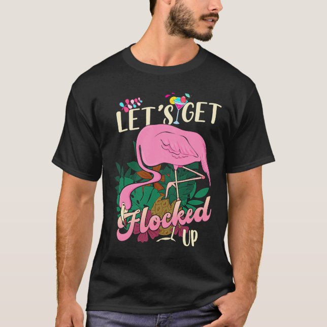 Camiseta Vamos Bloquear Bebendo Rosa Flamingo (Frente)