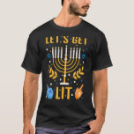 Camiseta Vamos Lit Hanukkah judeu Menorah Holiday Chan<br><div class="desc">Vamos Lit Hanukkah Judeu Menorah Holiday Chanukah</div>