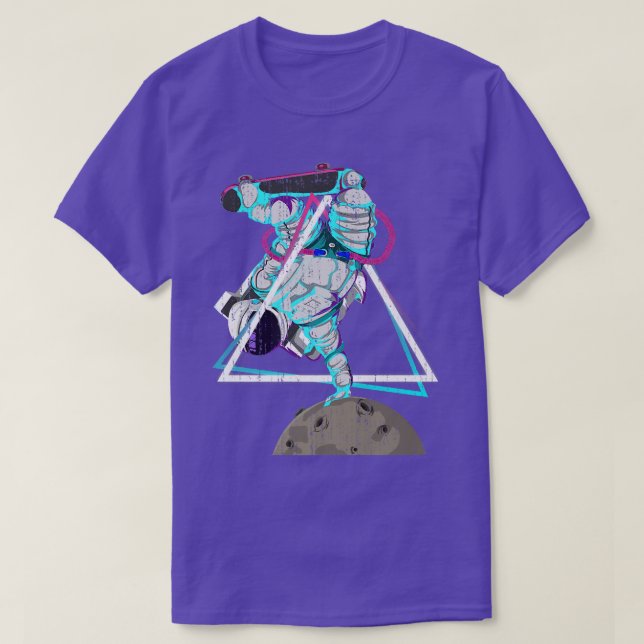Camiseta Vaporwave Art Skateboarder Moon Landing Synwave (Frente do Design)