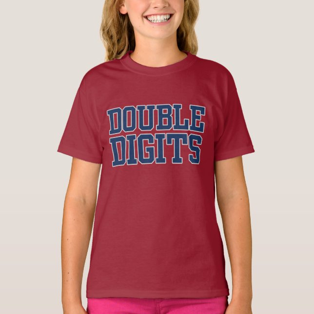 Camiseta VARSITY Double DIGITS #10 ANIVERSÁRIO (Frente)