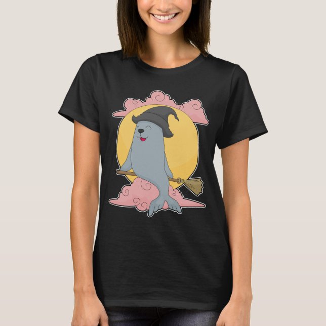 Camiseta Vassoura de Bruxa do Halloween da Foca (Frente)