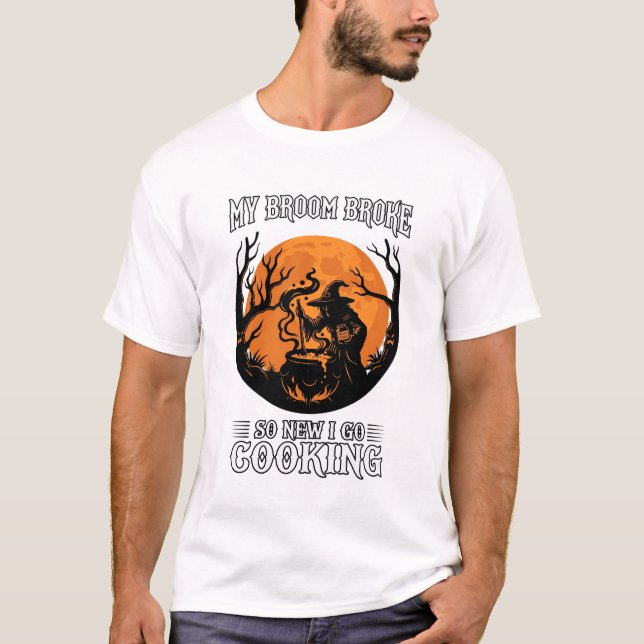 Camiseta Vassoura Quebrou Cozinhando Caldeirão de Bruxa Lua (Frente)
