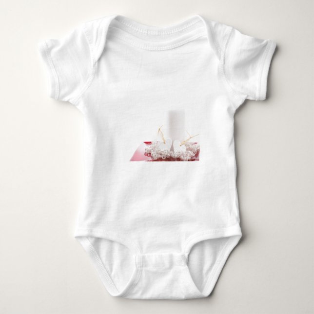 Camiseta Vela & Corações (Frente)