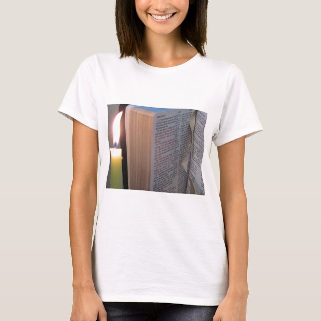 Camiseta Vela e Bíblia (Frente)