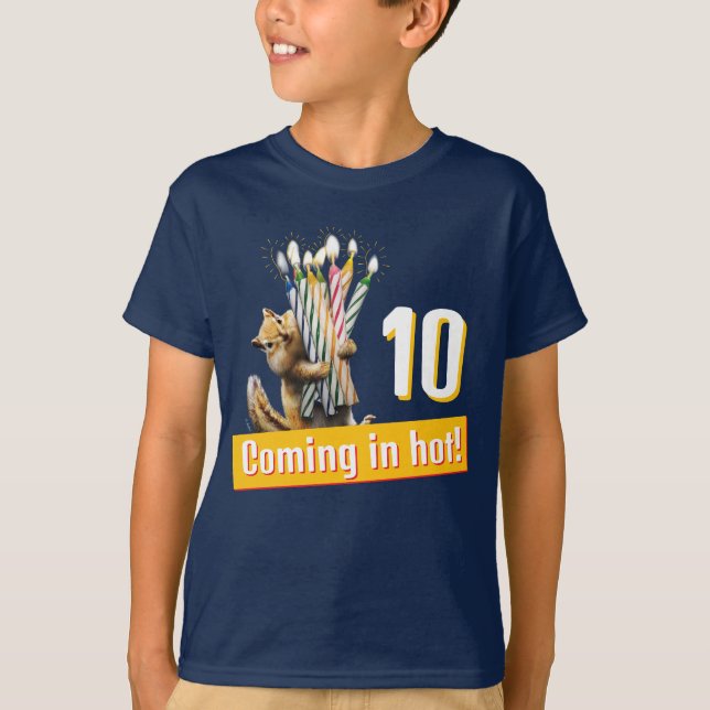 Camiseta Velas de Aniversário de Esquilo (Frente)