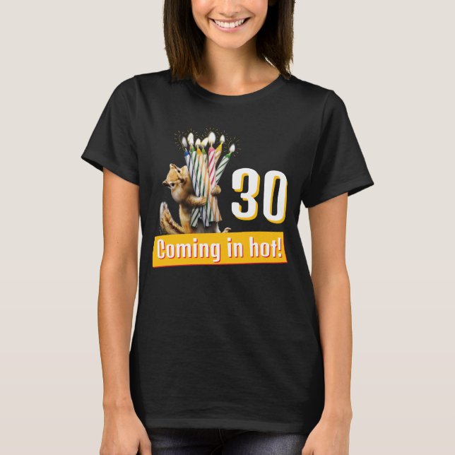 Camiseta Velas de Aniversário de Esquilo (Frente)