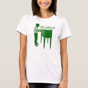 Camiseta Velha Escola