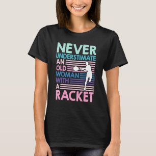 Camiseta Velha Mulher Com Tênis Tênis Racket Tênis