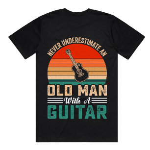 Camiseta VELHO COM GUITARRA picaretas de guitarra persona
