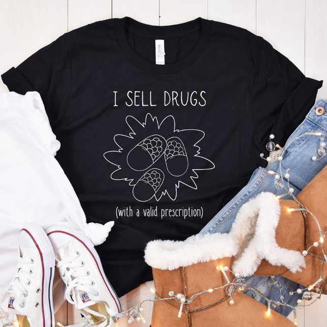 Camiseta Vende drogas - Farmacêutico Engraçado - Tecnologia (Criador carregado)