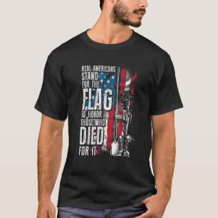 Camiseta Verdadeiros Americanos Defendem Que A Bandeira Hon