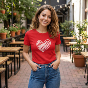 Camiseta Vermelha Feminina Coração Doodle Minimali
