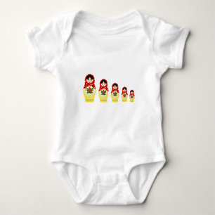 Camiseta vermelha russa matryoshka nidificação d