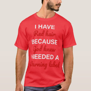Camiseta vermelhidão cita cabelo gritando que tem cabelo ve
