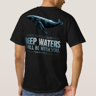 Camiseta Versículo de conforto cristão da baleia em águas p
