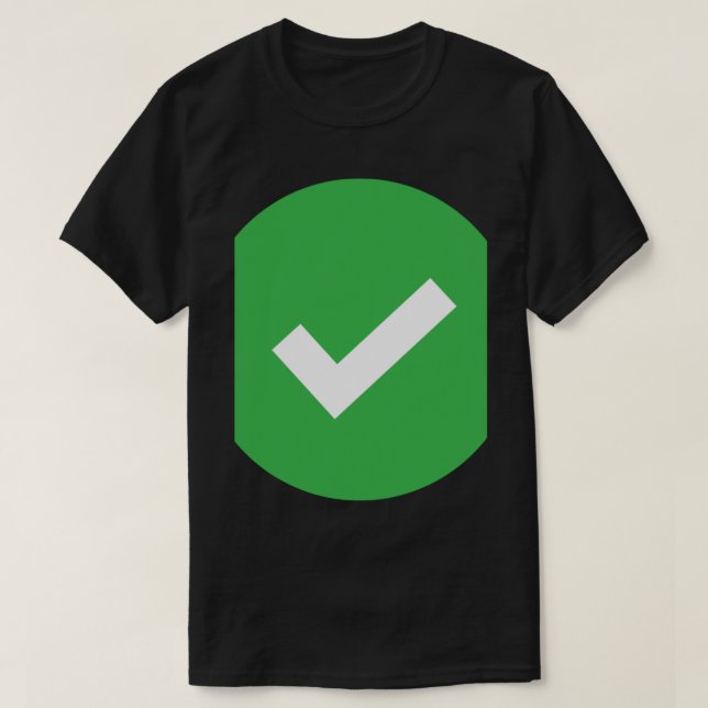 Camiseta Vertical Verde E Branco - Strike 1 (Frente do Design)