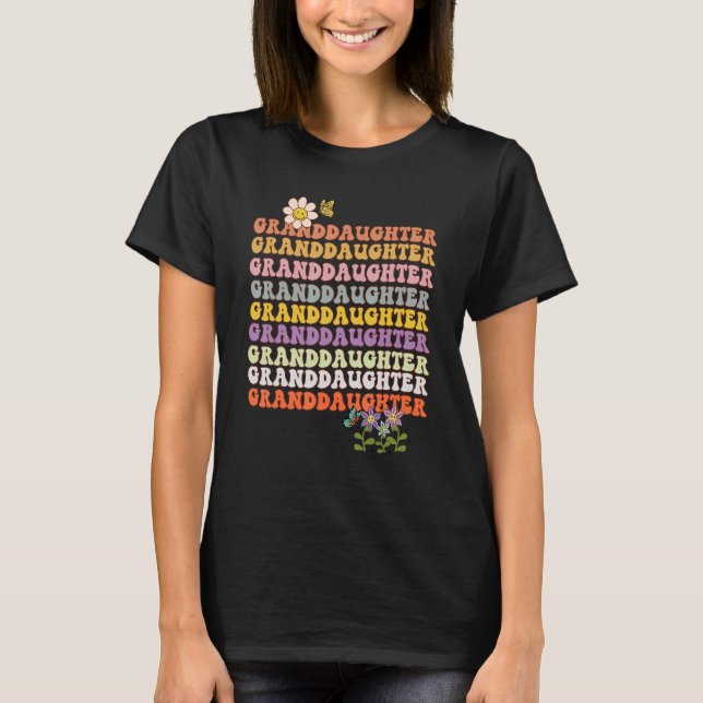 Camiseta Vertro groovy Avó palavras onduladas com flores (Frente)