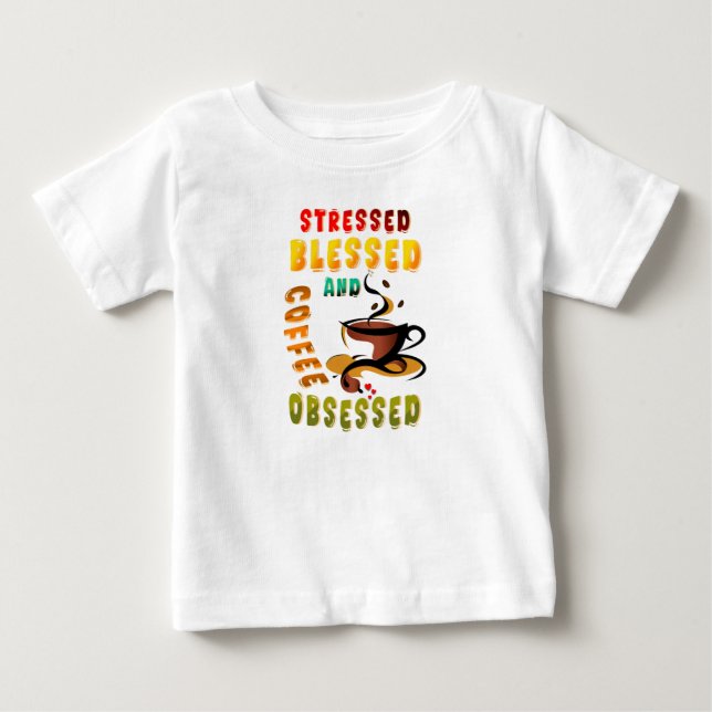 Camiseta Vestido Abençoado E Café Obcecado (Frente)