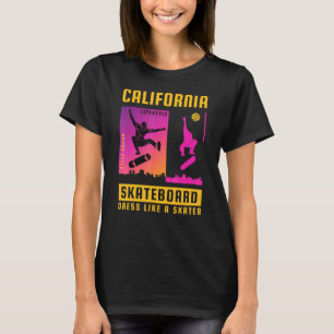 Camiseta Vestido De Pé Da Califórnia Como Um Patinador