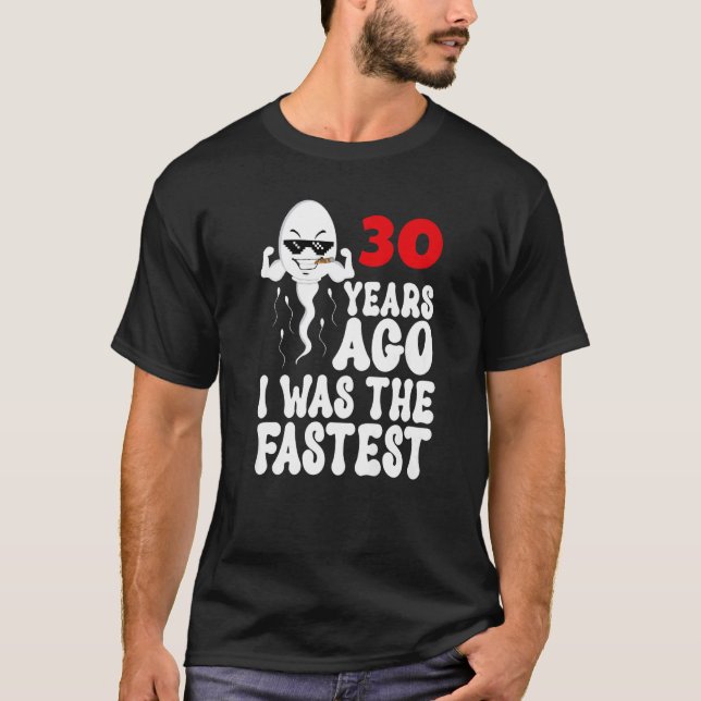 Camiseta Vestido Mens aniversário de 30 anos Gag 30 Anos At (Frente)