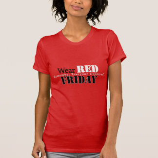 Camiseta Vestir vermelho na sexta-feira