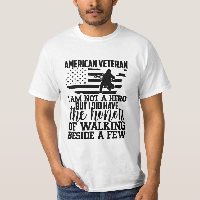 CAMISETA VETERANO AMERICANO NÃO SOU UM HERÓI MAS TIVE... (Frente)