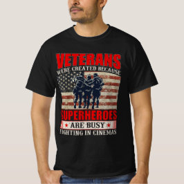 Camiseta Veteranos Porque Super-Heróis Ocupados em Cinemas