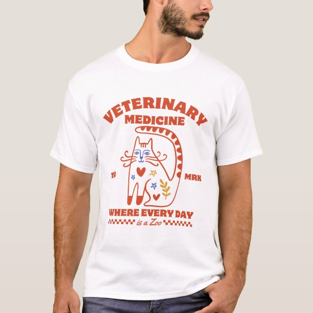 Camiseta Veterinário: onde todos os dias é um zoológico (Frente)
