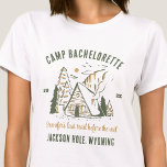 Camiseta Viagem de acampamento da família de Festas de solt<br><div class="desc">Experimente a Aventura com T-Shirts Personalizadas de Festa de solteira de Campo! Prepare-se para uma festa de solteira inesquecível que combina entusiasmo exterior com estilo personalizado. Esta camiseta personalizada é a adição perfeita à sua celebração temerária, acrescentando um toque de elegância e individualidade à sua viagem de praia. Aumente sua...</div>