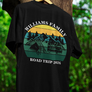Camiseta Viagem de montanha de férias da família de nomes p