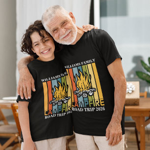 Camiseta Viagem de montanha de férias da família de nomes p