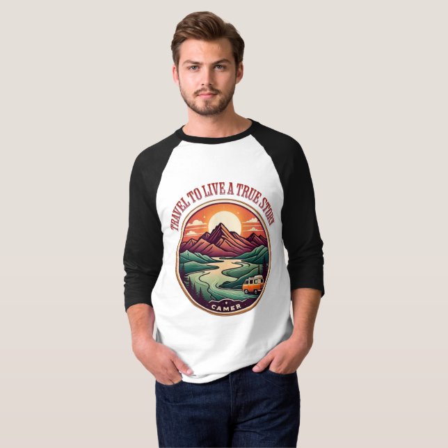 Camiseta Viagem Real Story Tee - Crachá Sem Viagens Falso (Frente Completa)