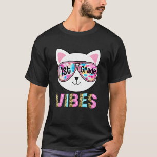 Camiseta Vibes da 1ª Série de Volta à Escola Garota Gato Ie