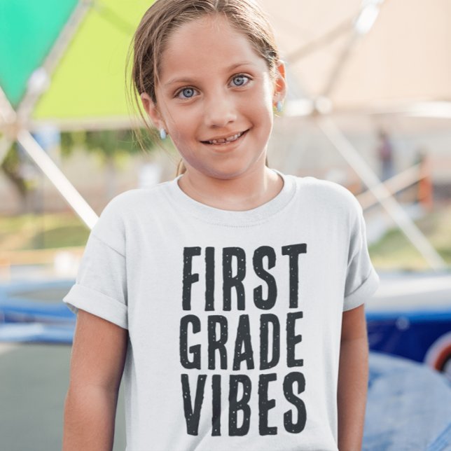 CAMISETA VIBES DO PRIMEIRO GRAU (Criador carregado)
