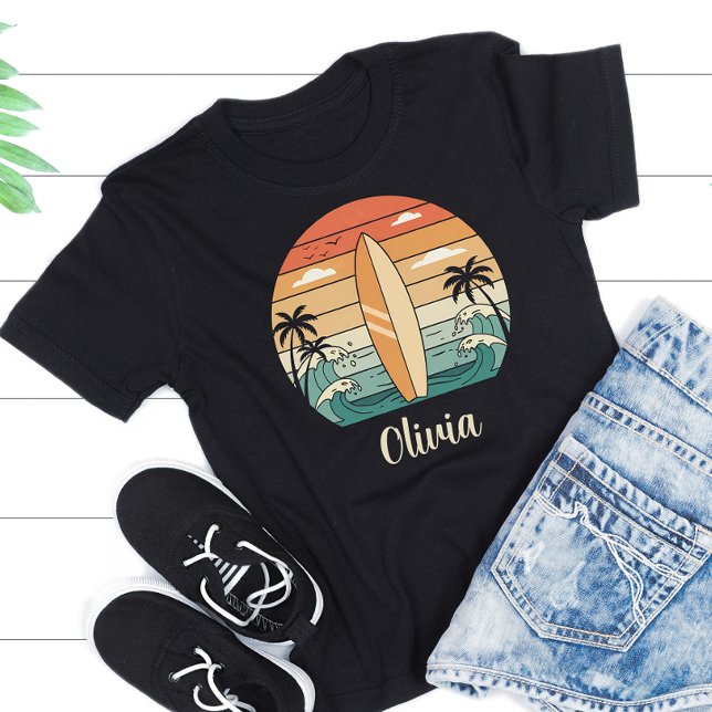 Camiseta Vibes do Surf Retroativo - Surfboard e Ondas (Criador carregado)