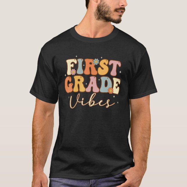 Camiseta Víblias de primeiro grau - Equipe de 1rua retrorad (Frente)