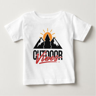 Camiseta Vibrações ao Ar Livre Montanha Árvore Nascer do So