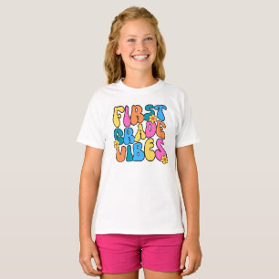 Camiseta Vibrações Coloridas do Primeiro Ano de Volta às Au