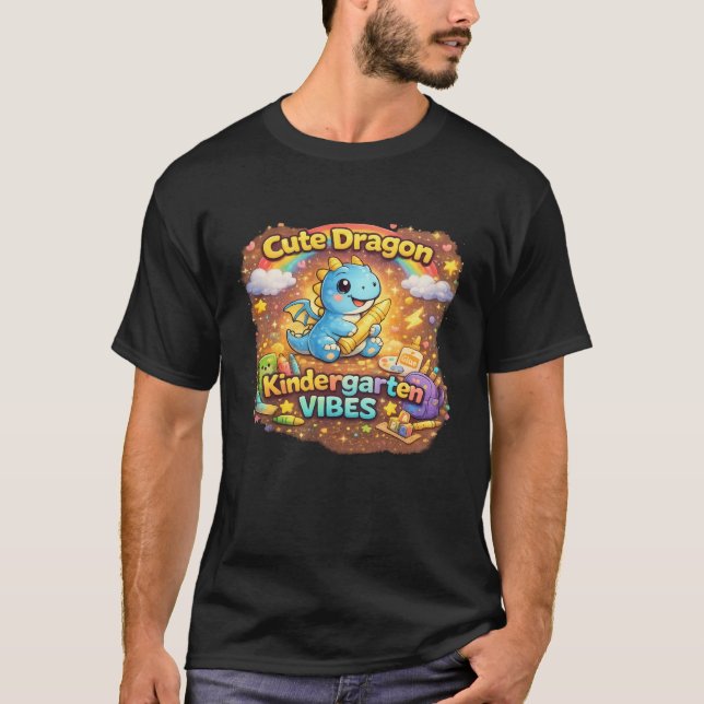Camiseta Vibrações de Jardim de Infância de Dragão Fofo – D (Frente)