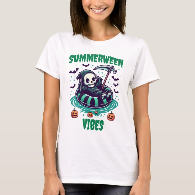 Camiseta Vibrações de Summerween – Ceifador Relaxado (Frente)
