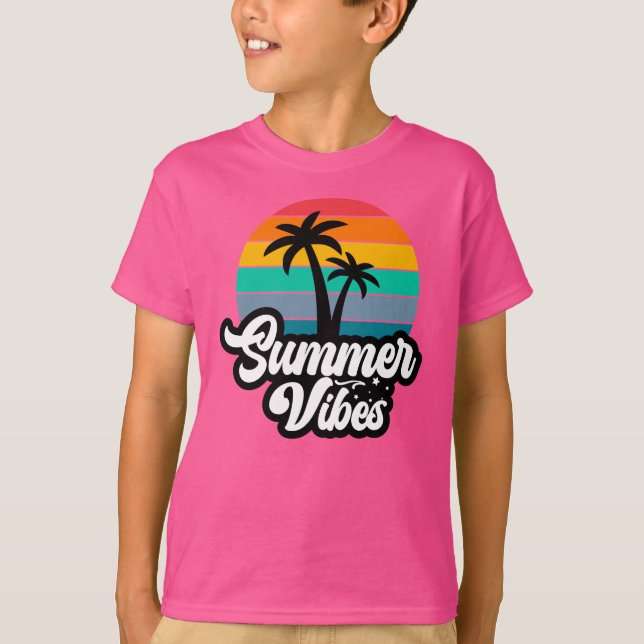 Camiseta Vibrações de Verão com Design de Palmeiras (Frente)