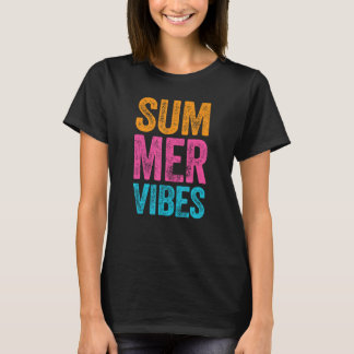 Camiseta Vibrações de Verão Retrô Citações Divertidas de Fé