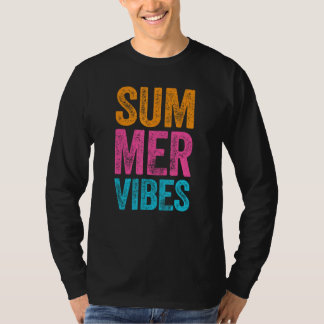 Camiseta Vibrações de Verão Retrô Citações Divertidas de Fé