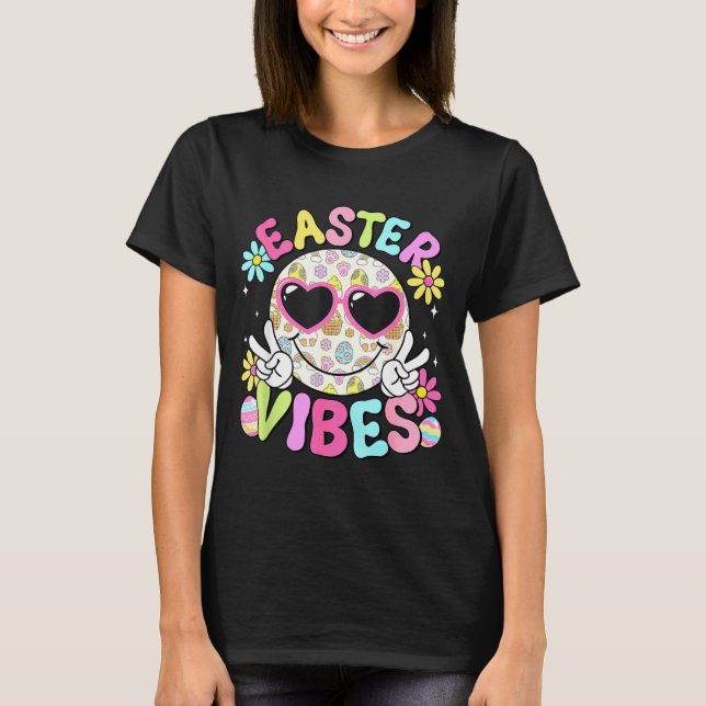 Camiseta Vibrações Felizes de Páscoa Coelho Bonito Bule de  (Frente)