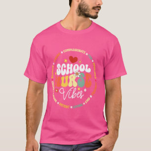 Camiseta Vibrações Groovy Enfermeira Escolar Coração Vintag