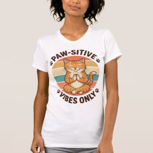 Camiseta Vibrações Positivas Apenas Gato Meditando Design R