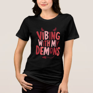 Camiseta Vibrando com meus demônios