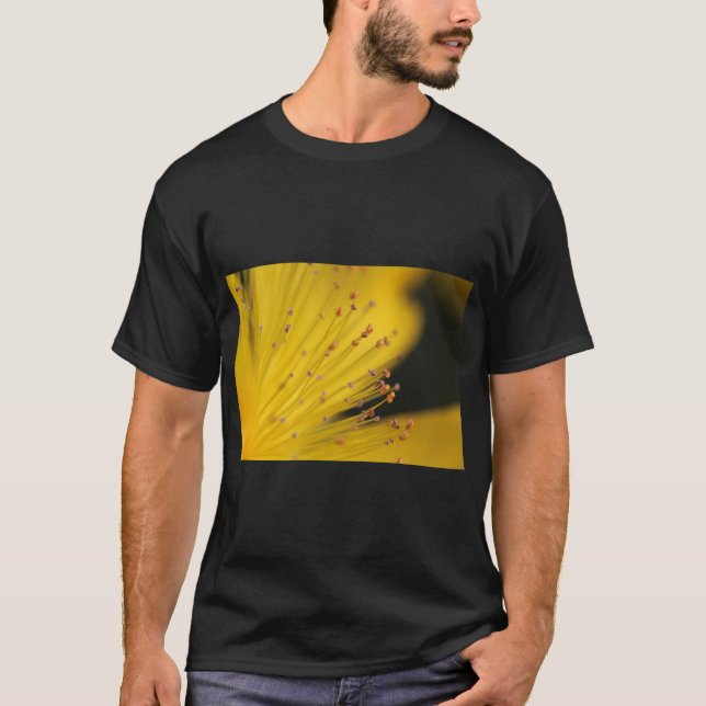 Camiseta Vibrant Floral Blooms (Frente)