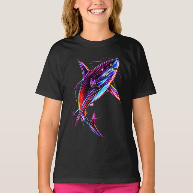 Camiseta Vibrant Neon Shark Modern Digital Ocean (Frente)