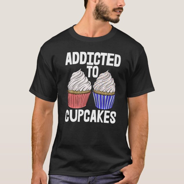Camiseta Viciado Em Bolinhos De Copo  Mulheres Assando Muff (Frente)